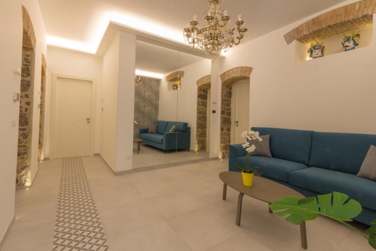Villa Valverde Apartments E B&B Taormina Exterior foto