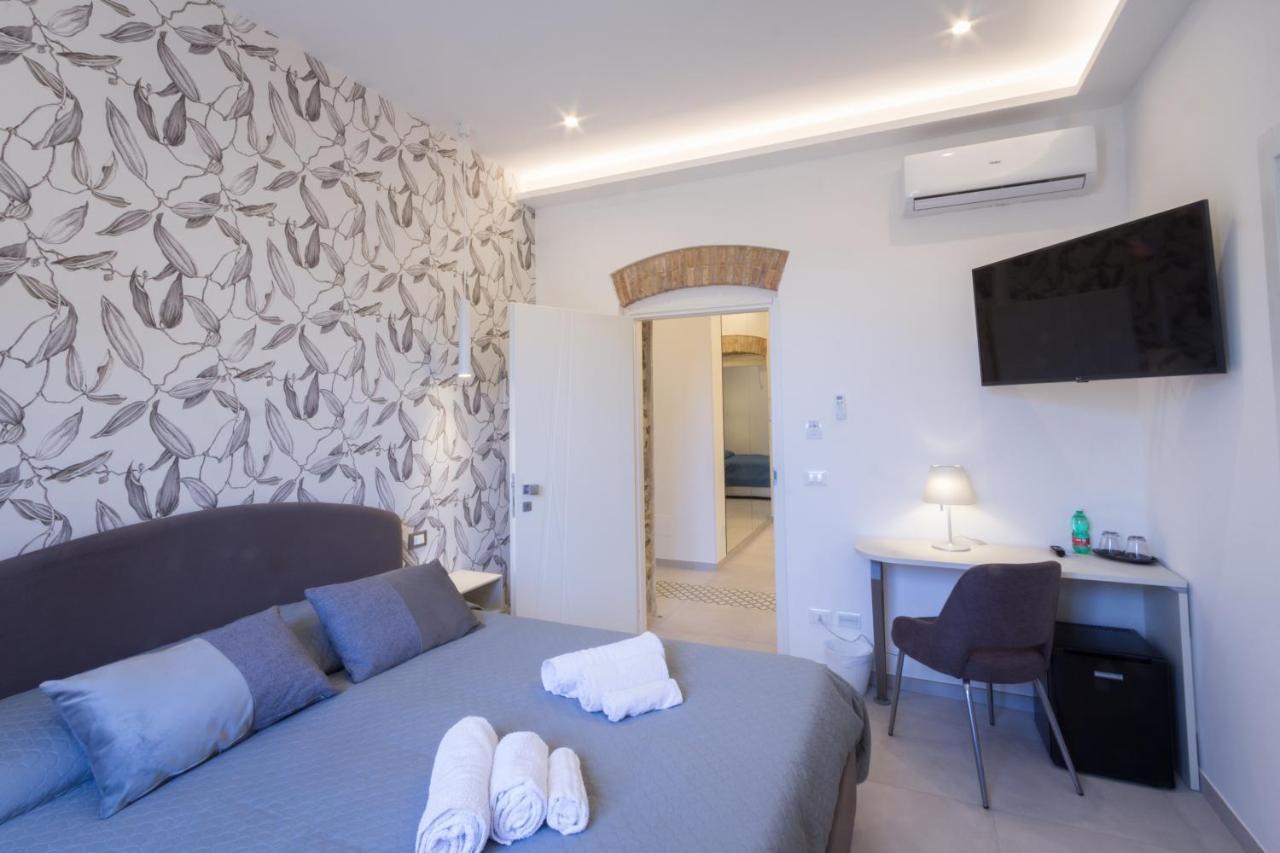 Villa Valverde Apartments E B&B Taormina Exterior foto